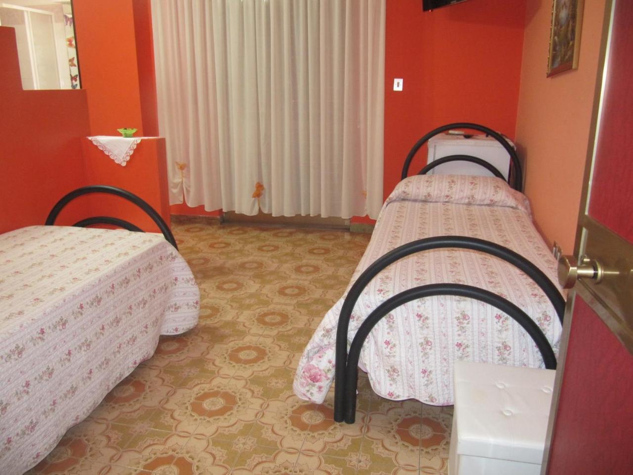 Montagne Rocciose Bed & Breakfast Frascineto Dış mekan fotoğraf